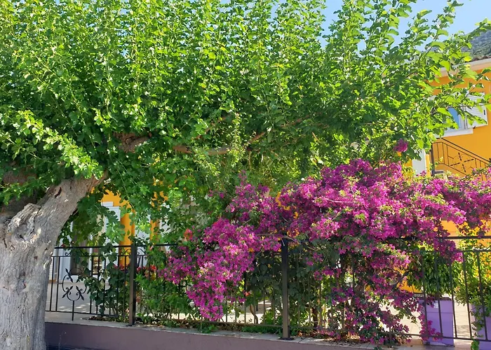 The Yellow House Ii 2br Retreat Near Myrtos Andipáta