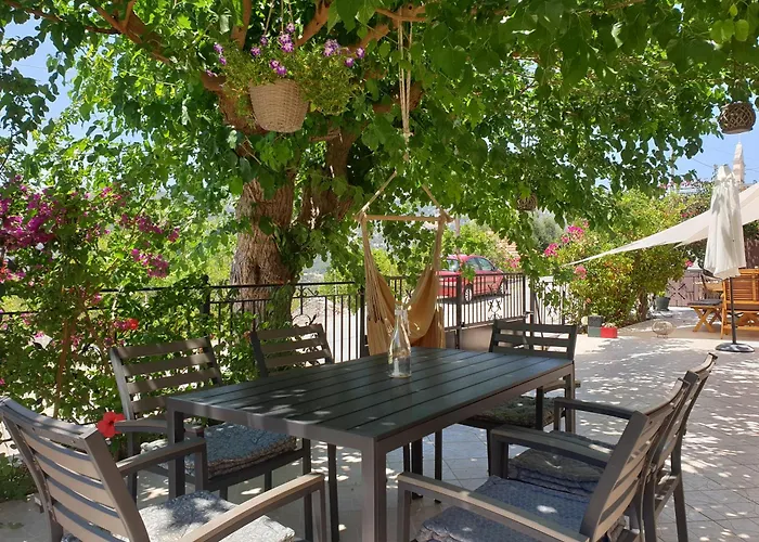 The Yellow House Ii 2br Retreat Near Myrtos Appartamento *